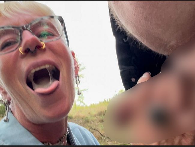 lady-isabell666's Porno Video: Im Wald hab ich ihn Abgesaugt mmmmm lec*er